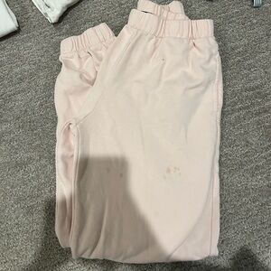 BRANDY MELVILLE SWEATPANTS
